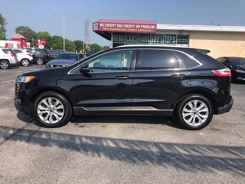 2020 Ford Edge Titanium