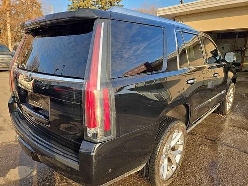 2017 Cadillac Escalade Premium Luxury