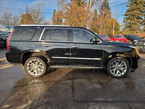 2017 Cadillac Escalade Premium Luxury