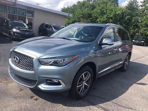 2017 INFINITI QX60 Base
