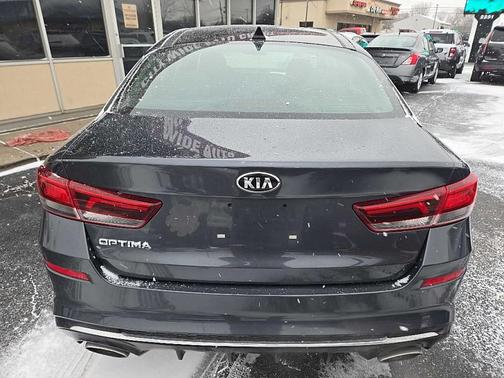 2020 Kia Optima SE