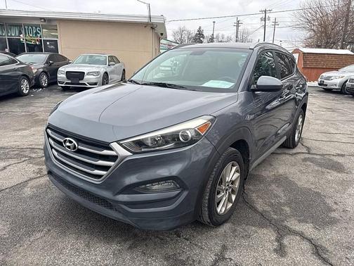 2017 Hyundai TUCSON SE