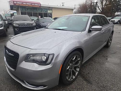 2017 Chrysler 300 S