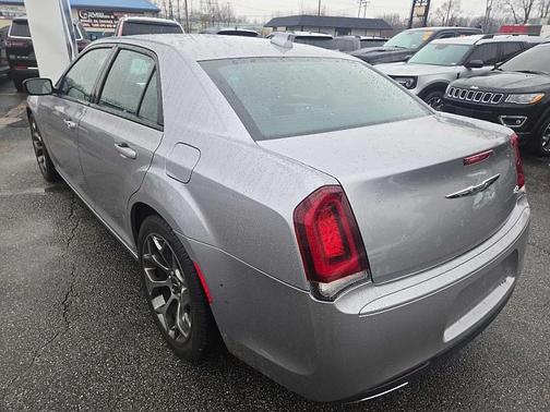 2017 Chrysler 300 S