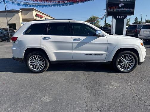 2017 Jeep Grand Cherokee Summit