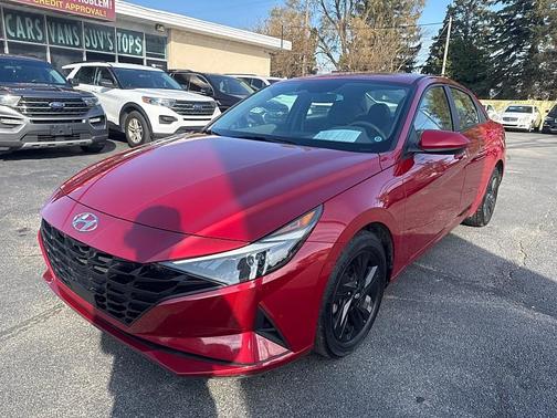 2021 Hyundai ELANTRA SEL
