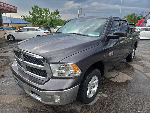 2017 RAM 1500 SLT
