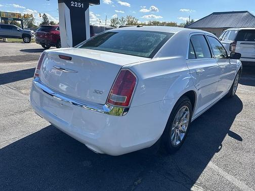 2014 Chrysler 300 Base