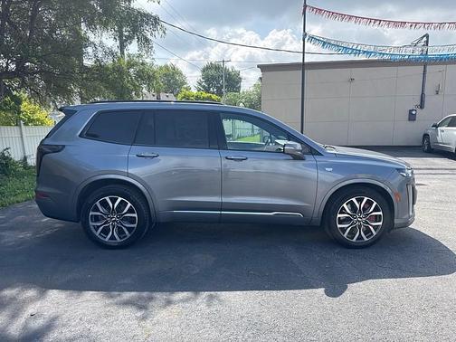 Gray 2022 Cadillac XT6 Sport AWD