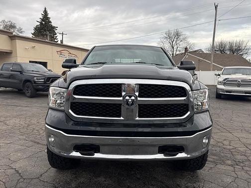 2017 RAM 1500 SLT
