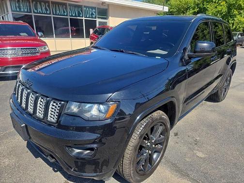 2018 Jeep Grand Cherokee Laredo