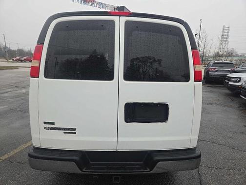 2011 Chevrolet Express 3500 LT