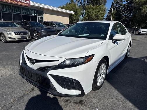2021 Toyota Camry XLE
