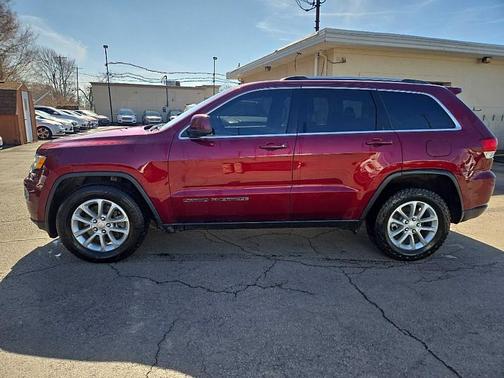2021 Jeep Grand Cherokee Laredo