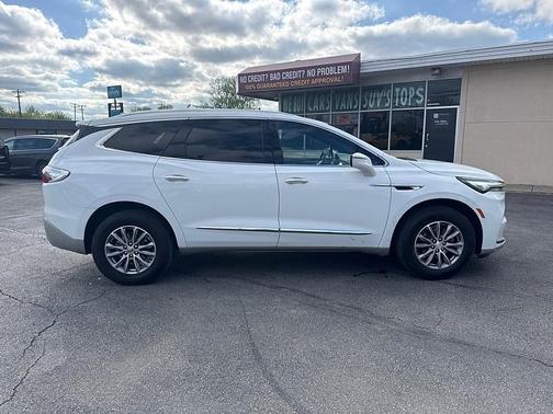 White 2023 Buick Enclave Essence
