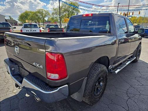 2018 RAM 1500 SLT