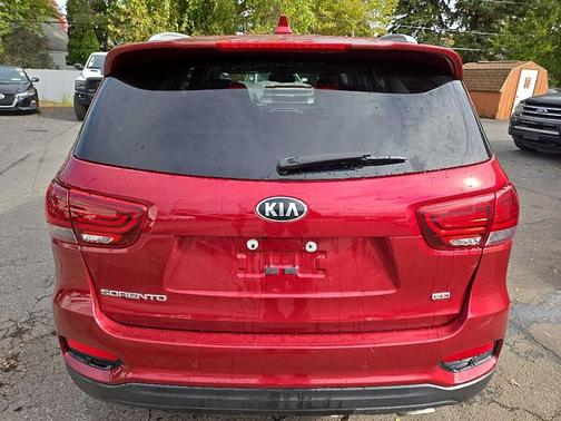 2019 Kia Sorento LX