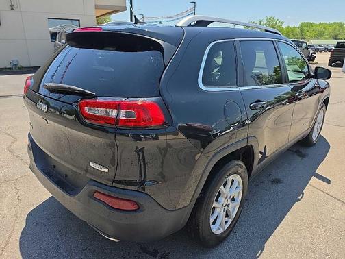 Black 2015 Jeep Cherokee Latitude