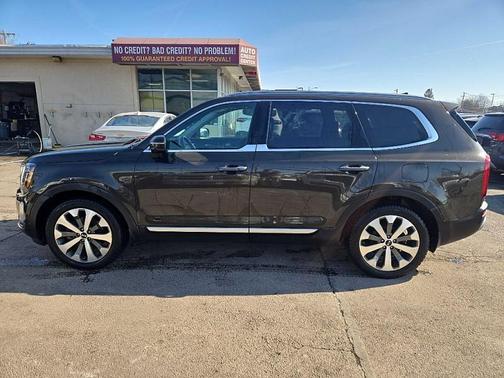 2020 Kia Telluride S