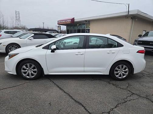 2021 Toyota Corolla LE