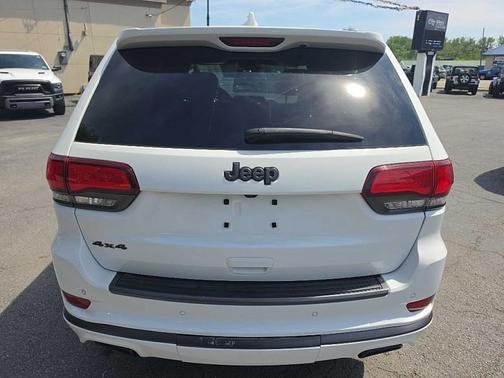 White 2019 Jeep Grand Cherokee Overland
