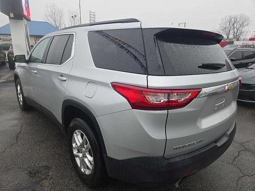 2020 Chevrolet Traverse LT Cloth