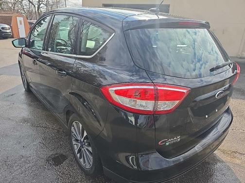 2017 Ford C-Max Energi Titanium