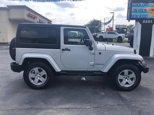 2011 Jeep Wrangler Sahara