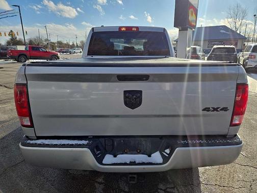 2018 RAM 1500 ST