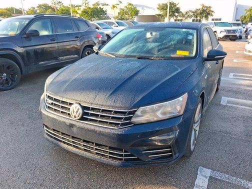Tourmaline Blue Metallic 2018 Volkswagen Passat 2.0T R-Line