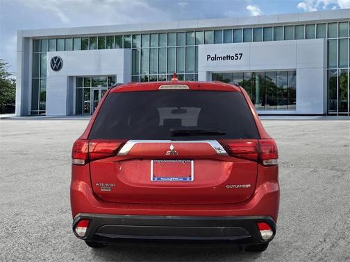 2018 Mitsubishi Outlander LE