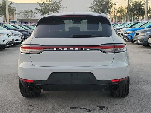 2020 Porsche Macan S