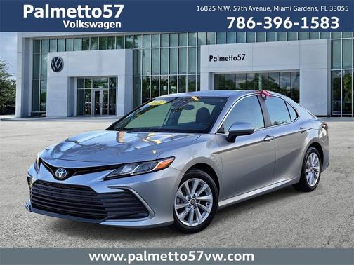 2022 Toyota Camry LE