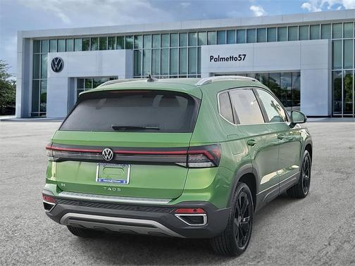 2025 Volkswagen Taos 1.5T SE