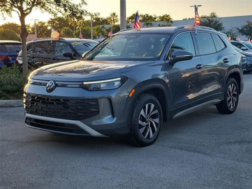 2025 Volkswagen Tiguan 2.0T S