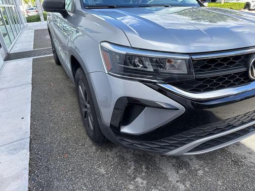 2022 Volkswagen Taos 1.5T S