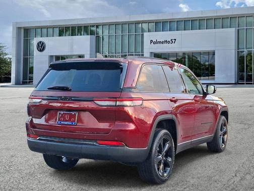 2023 Jeep Grand Cherokee Altitude