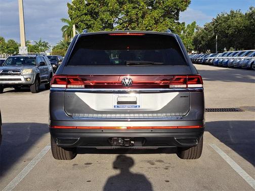 2025 Volkswagen Atlas 2.0T SEL