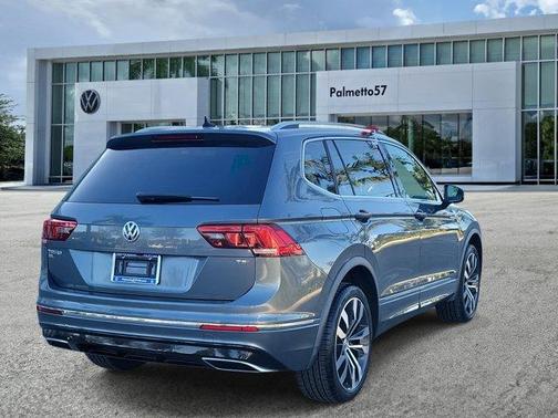 2018 Volkswagen Tiguan 2.0T SEL Premium