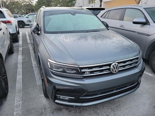 2018 Volkswagen Tiguan 2.0T SEL Premium