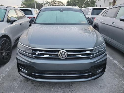 2018 Volkswagen Tiguan 2.0T SEL Premium