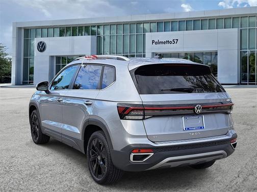 2025 Volkswagen Taos 1.5T SE