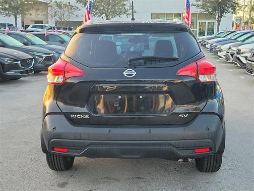2020 Nissan Kicks SV