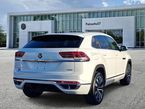 Opal White Pearl Effect 2023 Volkswagen Atlas Cross Sport 3.6L V6 SEL Premium R-Line