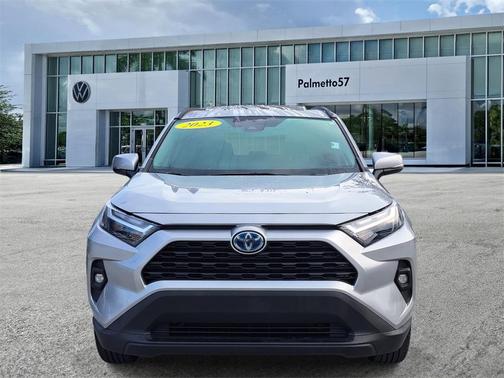 2023 Toyota RAV4 Hybrid XLE Premium
