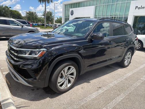 Deep Black Pearl Effect 2023 Volkswagen Atlas 3.6L SE w/Technology
