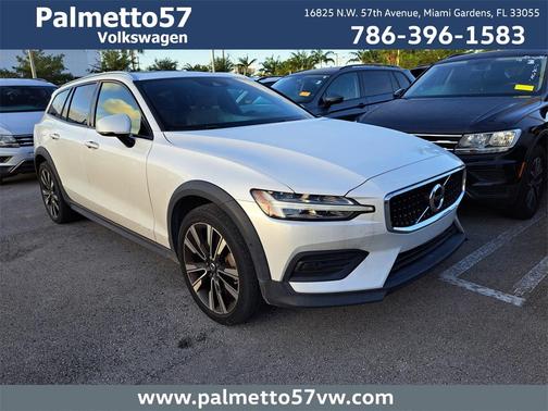 2020 Volvo V60 Cross Country T5