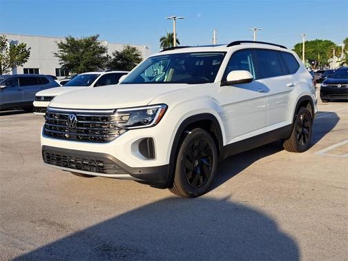 2025 Volkswagen Atlas 2.0T SE w/Technology