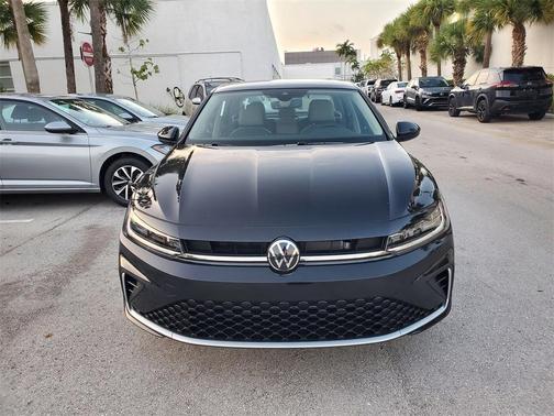 2025 Volkswagen Jetta 1.5T SE