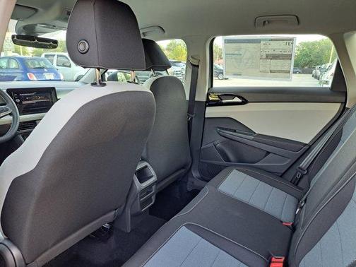 2025 Volkswagen Taos 1.5T S